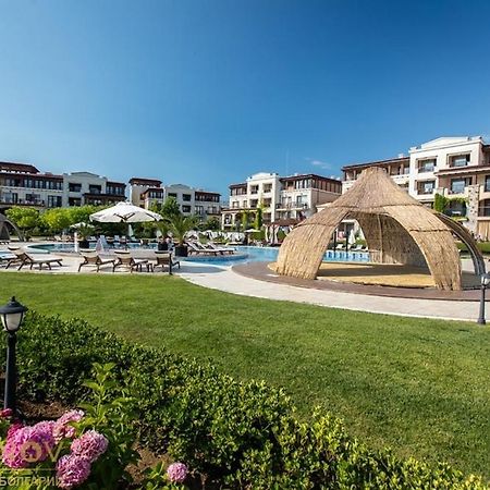 Апартамент Релакс В Грийн Лайф,Созопол Εξωτερικό φωτογραφία